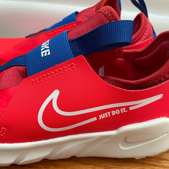 Nike Kids Flex Runner Size 3Y (like new!) - Picture 4 of 7